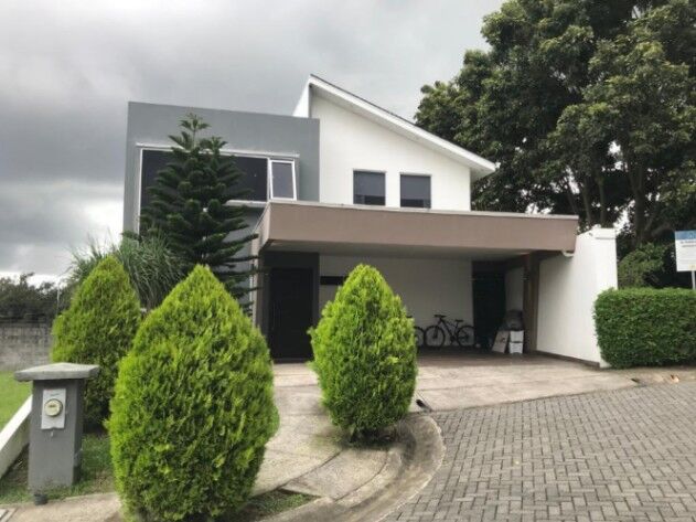 Venta de Casa en Rîo Segundo, Alajuela. RAH 25-1374 en Río Segundo, Alajuela — $325,000