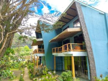 Se vende amplia propiedad con uso mixto en Ángeles Heredia 25-990 in Ángeles, San Rafael, Heredia — $1,950,000 - Photo 4 of 22
