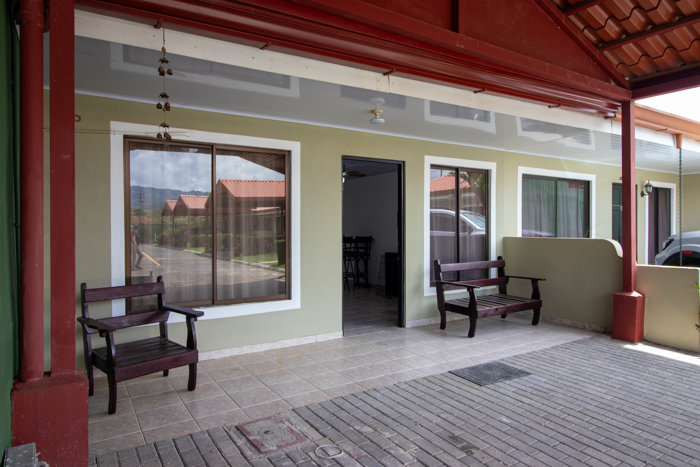 VENTA DE CASA EN CONDOMINIO, PUNTARENAS, GARABITO, JACO, COSTA RICA. en Puntarenas — $120,000 - Foto 2 de 23