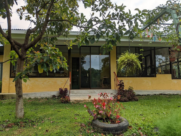 Casa ideal para retirarse. Casa en Corralillo, Cartago in Corralillo, Cartago — ₡ 105 000 000 - Photo 2 of 11