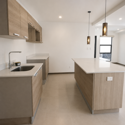 Casa Contemporánea Tipo Townhouse en Venta en Escazú en Escazú, San José — $230,000 - Foto 3 de 18