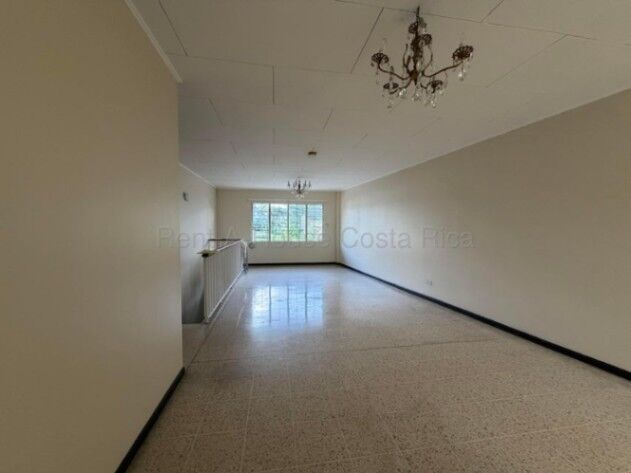 Alquiler de Casa en Mata Redonda-San José. RAH 26-1593 in Mata Redonda, San José — $1,500