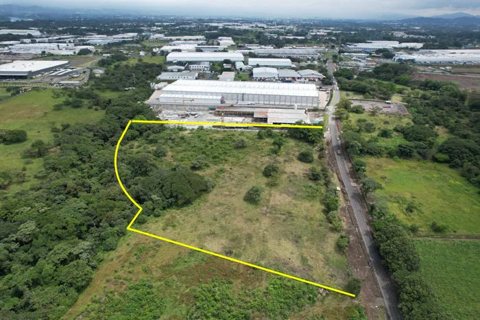 Se vende Propiedad con Uso Industrial Central, Coyol, Alajuela (FAU). en Garita, Alajuela — $4,731,600