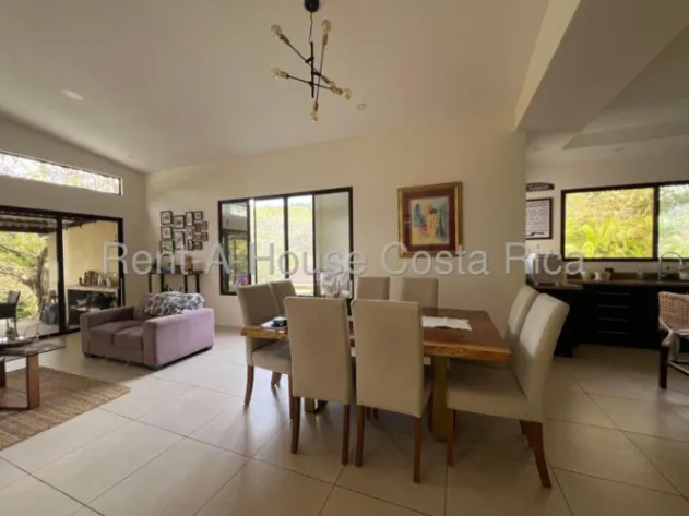 CASA EN VENTA EN PIEDADES DE SANTA ANA in Piedades, Santa Ana, San José — $435,000