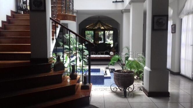 Venta de Casa en Pozos de Santa Ana. RAH 26-1673 in Pozos, Santa Ana, San José — $875,000
