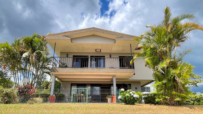 House For Sale In Comunidad Cerrada – Grecia, Alajuela in Concepción, Atenas, Alajuela — ₡ 135 000 000