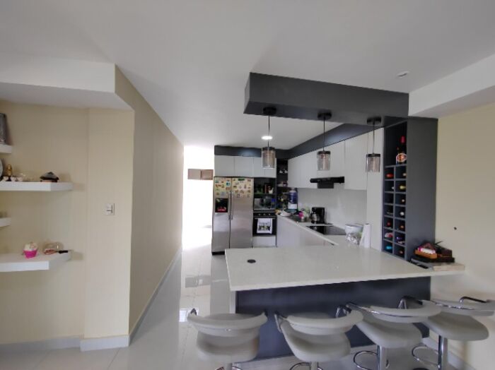 Casa en Venta la Isla Moravia 26-491 en San Vicente, Moravia, San José — $160,000