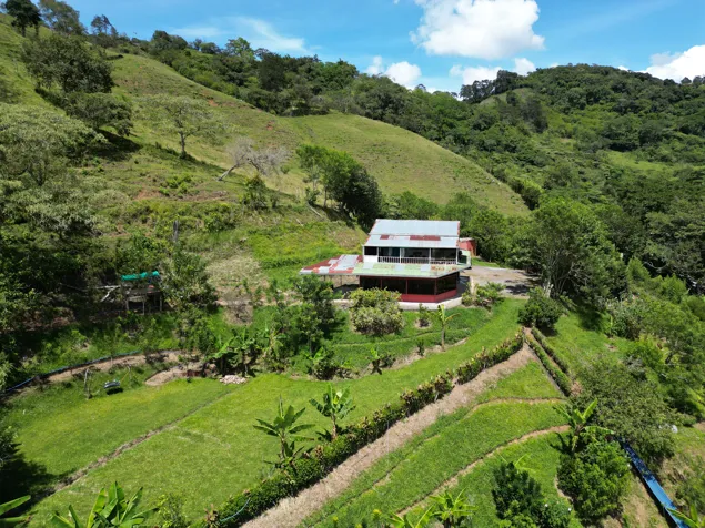 Venta de finca en Orosi, ideal para proyecto turístico en Orosi, Paraíso, Cartago — ₡ 130 000 000