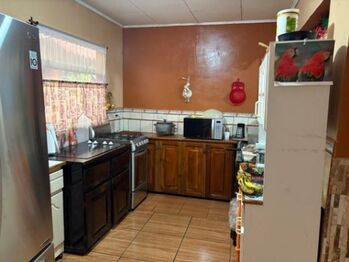 Se vende propiedad con 8 apartamentos en Ipis Goicoechea 25-1142 en Ipís, Goicoechea, San José — $590,000 - Foto 5 de 21
