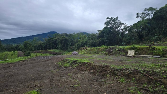 Quintas y Lotes de 1,000m2 con Super Vista al Volcán in La Fortuna, San Carlos, Alajuela — ₡ 75 000 000 - Photo 3 of 10