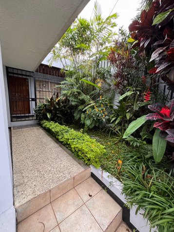 Se Alquila Casa Independiente en la Uruca, San José en Uruca, San José — $1,700