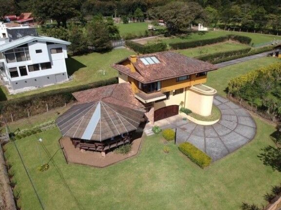 MLS-26-253 VENTA CASA SAN RAFAEL HEREDIA in San Josecito, San Rafael, Heredia — $750,000