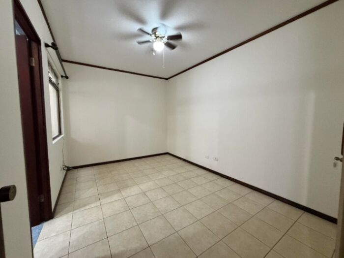 Alquiler Apartamento San Jose 26-1393 en Mata Redonda, San José — $1,050