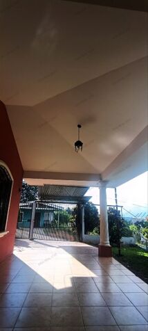 SE VENDE DE OPORTUNIDAD BELLA CASA EN PÉREZ ZELEDÓN.  en Daniel Flores, Pérez Zeledón, San José — ₡ 75 000 000