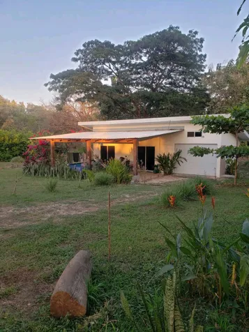 Beautiful Casita 700 m to Marbella surf break 2825 m2 lot in Cuajiniquil, Santa Cruz, Guanacaste — $250,000