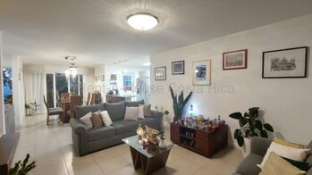 Venta de Casa en Mora-Colón. en Colón, Mora, San José — $253,000 - Foto 5 de 20