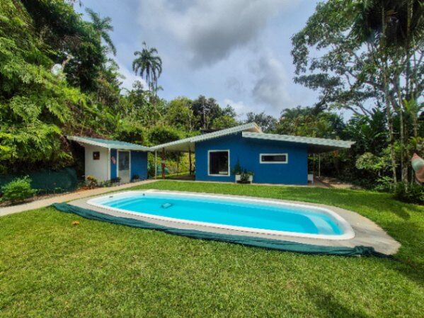 Casa cerca al entrada de las Cataratas Nauyaca  in Barú, Pérez Zeledón, San José — $275,000
