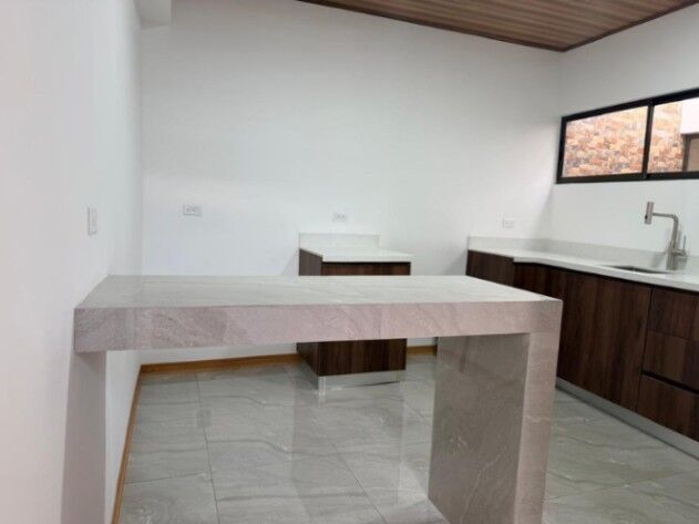 CASA EN VENTA EN SAN FRANCISCO HEREDIA en San Francisco, Heredia — $194,000