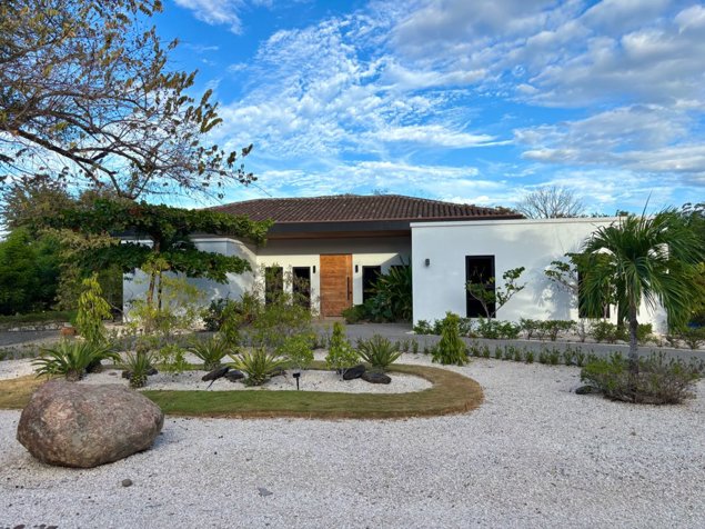 Exclusive Dual-Residence Property in Hacienda Pinilla en Santa Cruz, Guanacaste — $1,697,000