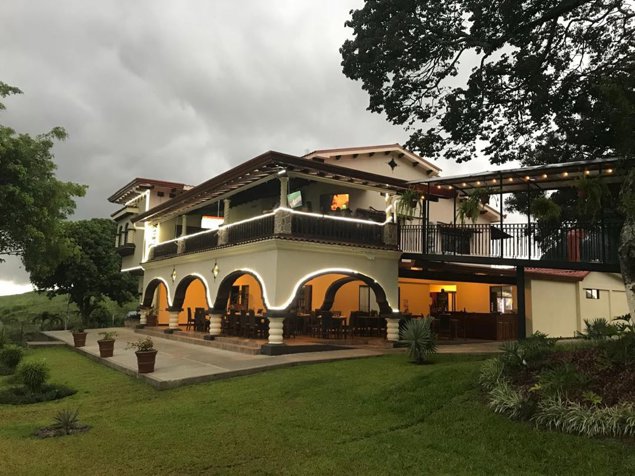 Hermosa casa en Grecia con potencial comercial en Grecia, Alajuela — ₡ 3 594 104 - Foto 2 de 23