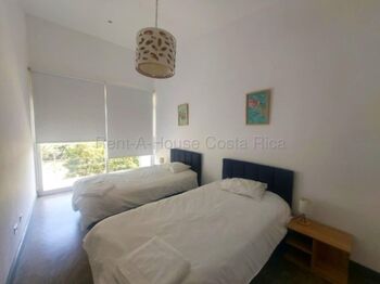 Casa moderna con luz natural en Santa Ana #26-1779 GS en Piedades, Santa Ana, San José — $224,000 - Foto 5 de 13