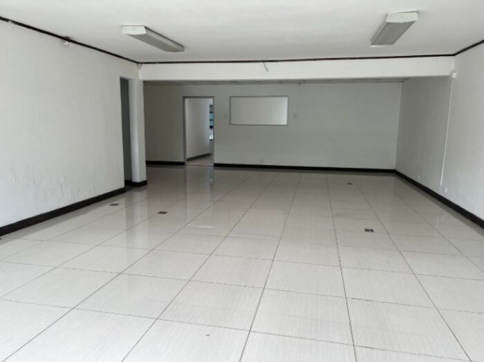 Venta de Casa Comercial en Mata Redonda, San José. RAH 25-1993 en Mata Redonda, San José — $330,000 - Foto 2 de 16