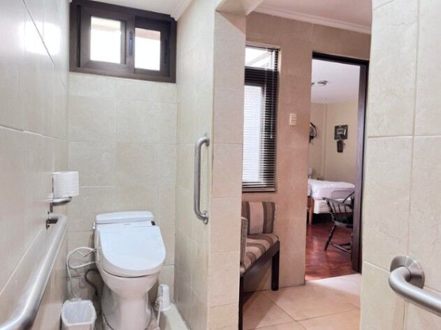Alquiler de Apartamento en Los Yoses, Montes de Oca. RAH 25-1627 in San Pedro, Montes De Oca, San José — $1,900