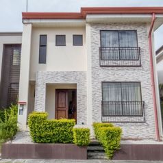 VENTA DE CASA, CARTAGO, OREAMUNO, CONDOMINIO VEREDAS DEL IRAZU en San Rafael, Oreamuno, Cartago — $195,000 - Foto 4 de 24