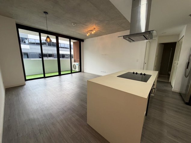 Escazu Village apartamento en alquiler in Escazú, San José — $2,000 - Photo 2 of 15