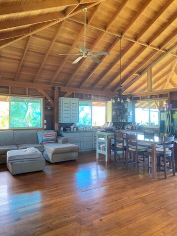 Casa lujosa en zona rural Tambor de San Pedro en San Pedro, Pérez Zeledón, San José — $1,200