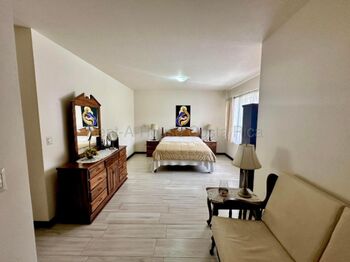 Se vende casa en Granadilla de Curridabat #26-1884 en Granadilla, Curridabat, San José — $568,000 - Foto 4 de 10