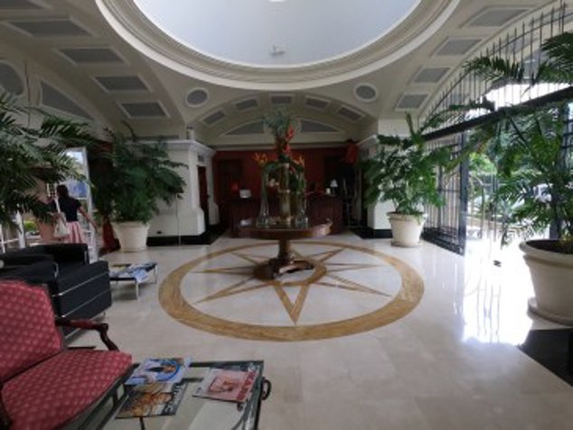 Condo in Escazu, Los Laureless Available! en Escazú, San José — $2,500