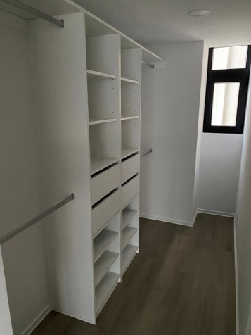 Alquiler de Apartamento Amueblado en Escalante in Carmen, San José — $1,600 - Photo 3 of 8