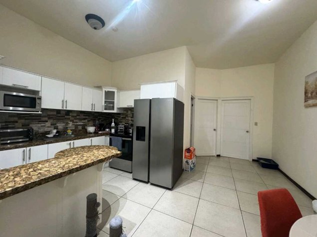 APARTAMENTO EN ROHRMOSER. en Pavas, San José — $135,000 - Foto 3 de 13