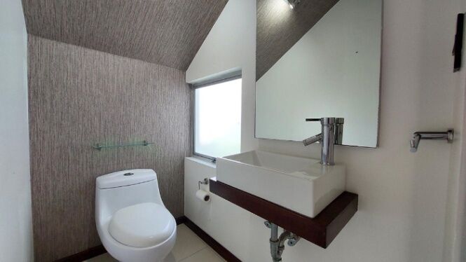 Alquiler de Casa en Santa Ana, San José. RAH 25-662 en Santa Ana, San José — $3,800 - Foto 2 de 20