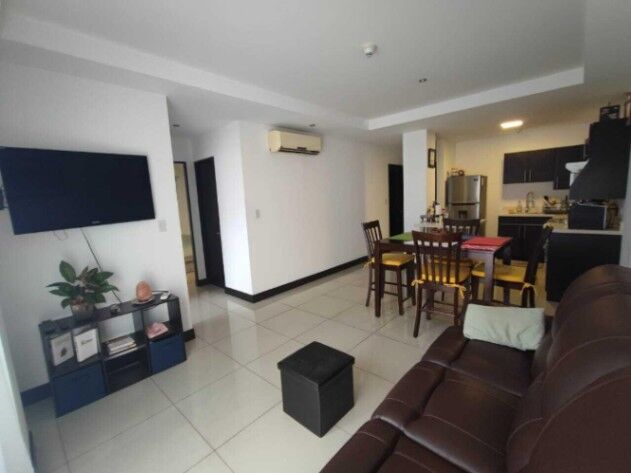 Se alquila apartamento en Pozos Santa Ana 26-1372 en Pozos, Santa Ana, San José — $1,300