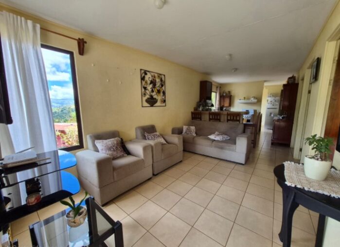 Casa de 3 cuartos, Villa Nueva, Perez Zeledon in San Isidro De El General, Pérez Zeledón, San José — $89,999