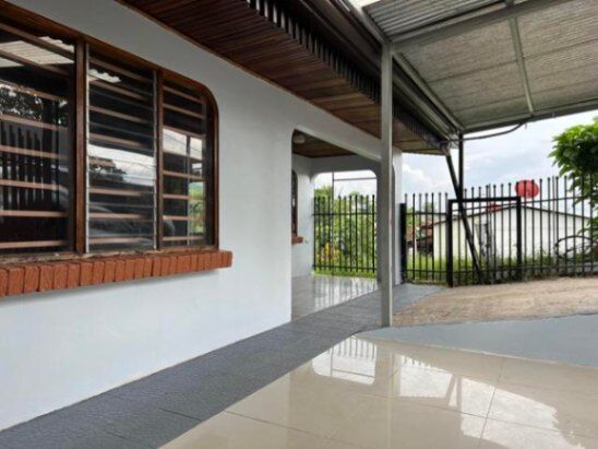 Casa de una planta en venta en Atenas, Alajuela en Atenas, Alajuela — $99,500