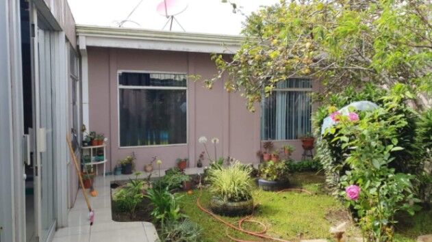 SE VENDE BELLA CASA EN COT, OREAMUNO DE CARTAGO.  en Cot, Oreamuno, Cartago — ₡ 80 000 000