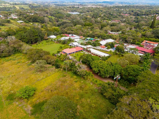 Propiedad Comercial en Venta en La Garita con Río in Garita, Alajuela — $1,650,000 - Photo 3 of 7