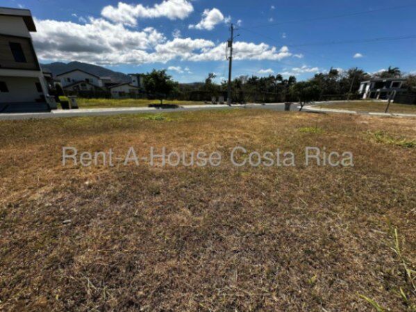 Venta de Lote en San Rafael de Alajuela. RAH 26-1418 PRECIO REBAJADO en San Rafael, Alajuela — $80,000