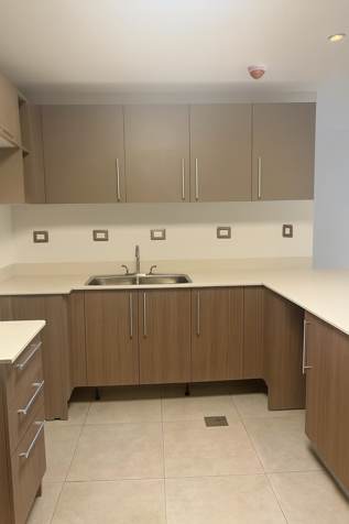 Características del apartamento:143 m² habitables + 30 m² de parqueo* - 3 habitaciones -seguridad en Pozos, Santa Ana, San José — $295,000 - Foto 3 de 7