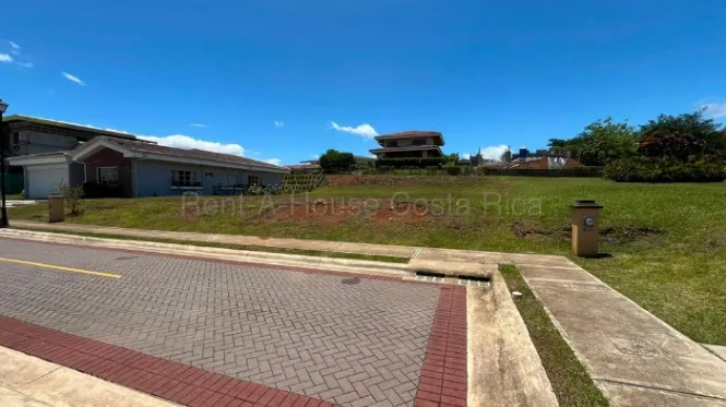  Venta de Lote en Hacienda Los Reyes, La Guácima. RAH 27-102  in Guácima, Alajuela — $135,000 - Photo 2 of 20
