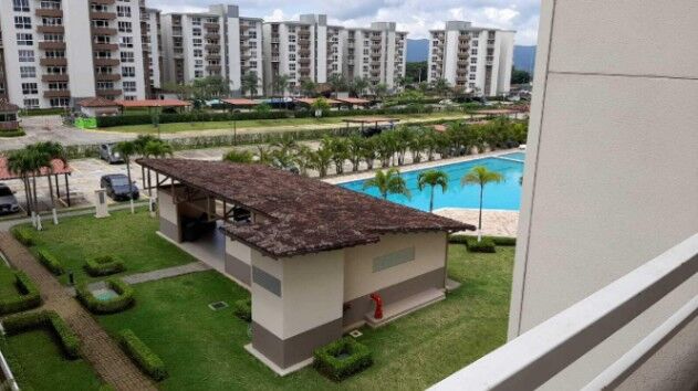 Venta de Bello Apartamento en San Rafael, Alajuela / OFC en San Rafael, Alajuela — $112,000