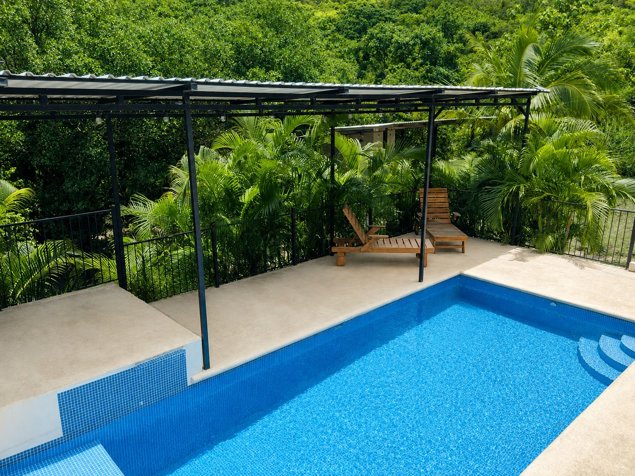 Spacious Home for Rent with Private Pool and Mountain Views en Veintisiete De Abril, Santa Cruz, Guanacaste — $2,100