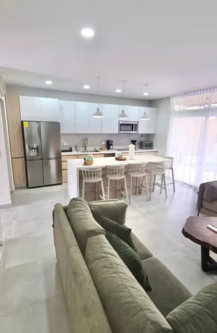 Venta de Casa en Condominio Casa Praia en Jacó, Garabito, Puntarenas — $420,000 - Foto 2 de 13