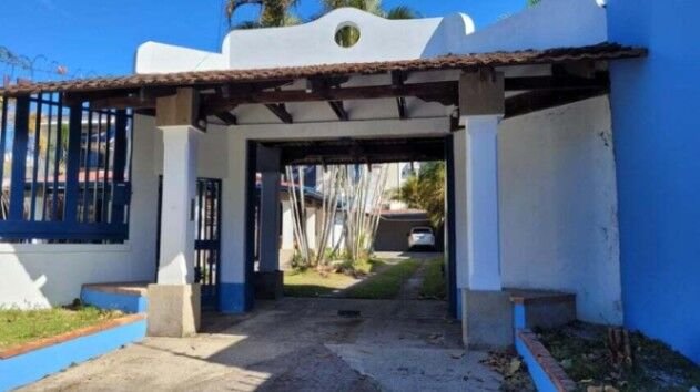 Venta de Casa con Uso de Suelo Mixto en Granadilla de Curridabat.  in Granadilla, Curridabat, San José — ₡ 170 000 000