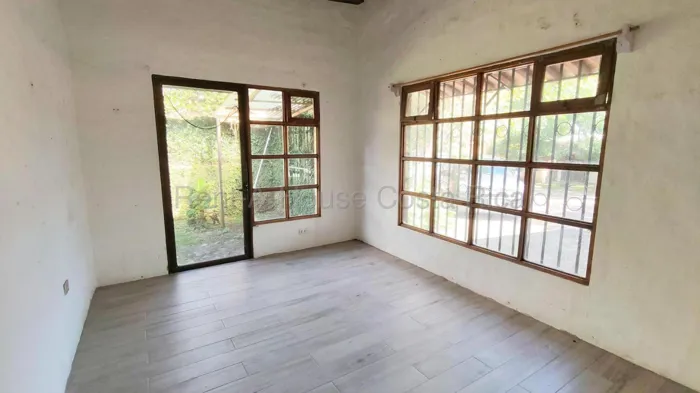 Venta de propiedad con 4.000 m² y uso de suelo mixto en Santa Ana Centro #27-112 GS en Salitral, Santa Ana, San José — $1,100,000 - Foto 3 de 9