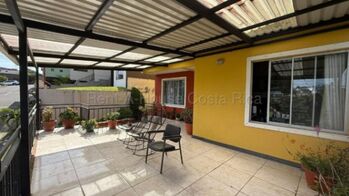 Venta de Casa en Guadalupe-Mata de Plátano. RAH 26-1542 in Mata de Plátano, Goicoechea, San José — 140 000 000 ₡ - Photo 4 of 6