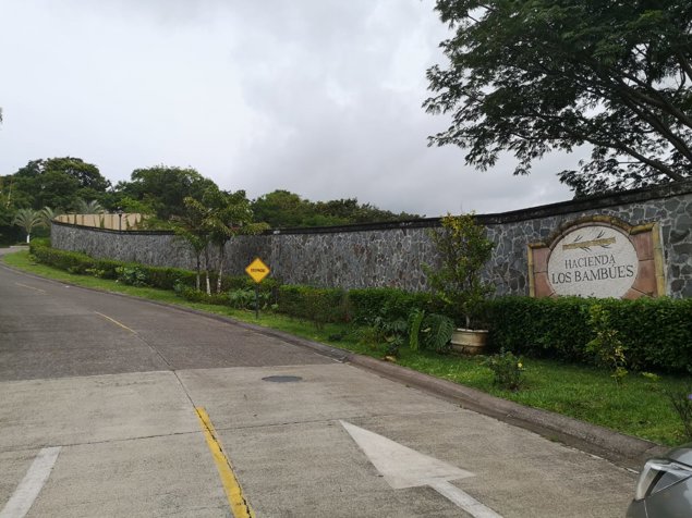 Venta de Lote en Hacienda Bambues Santa Ana - COD SM1386 in Brasil, Santa Ana, San José — $175,000
